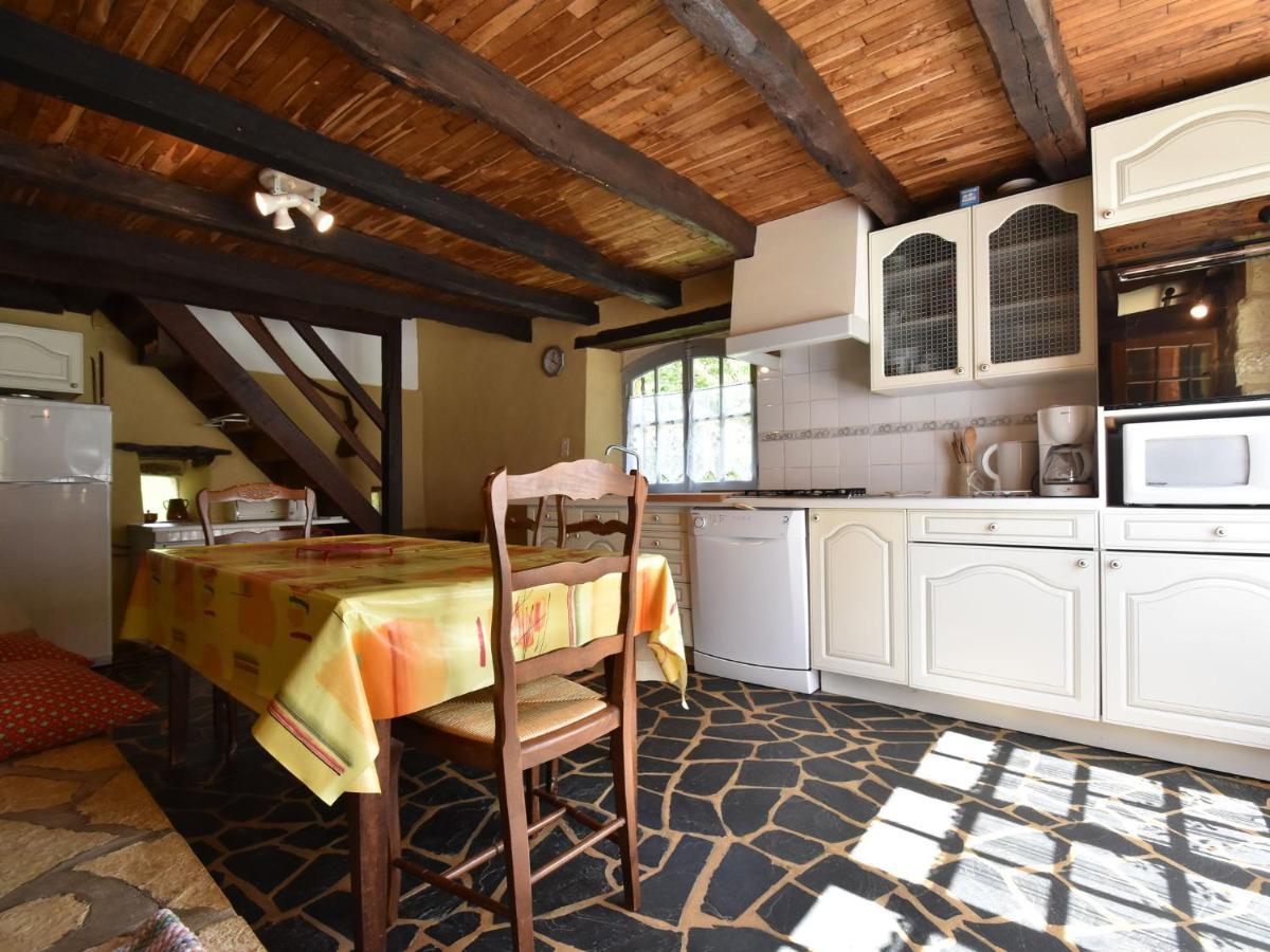 Cosy Holiday Home In Lantheuil With Garden Villefranche-du-Périgord المظهر الخارجي الصورة