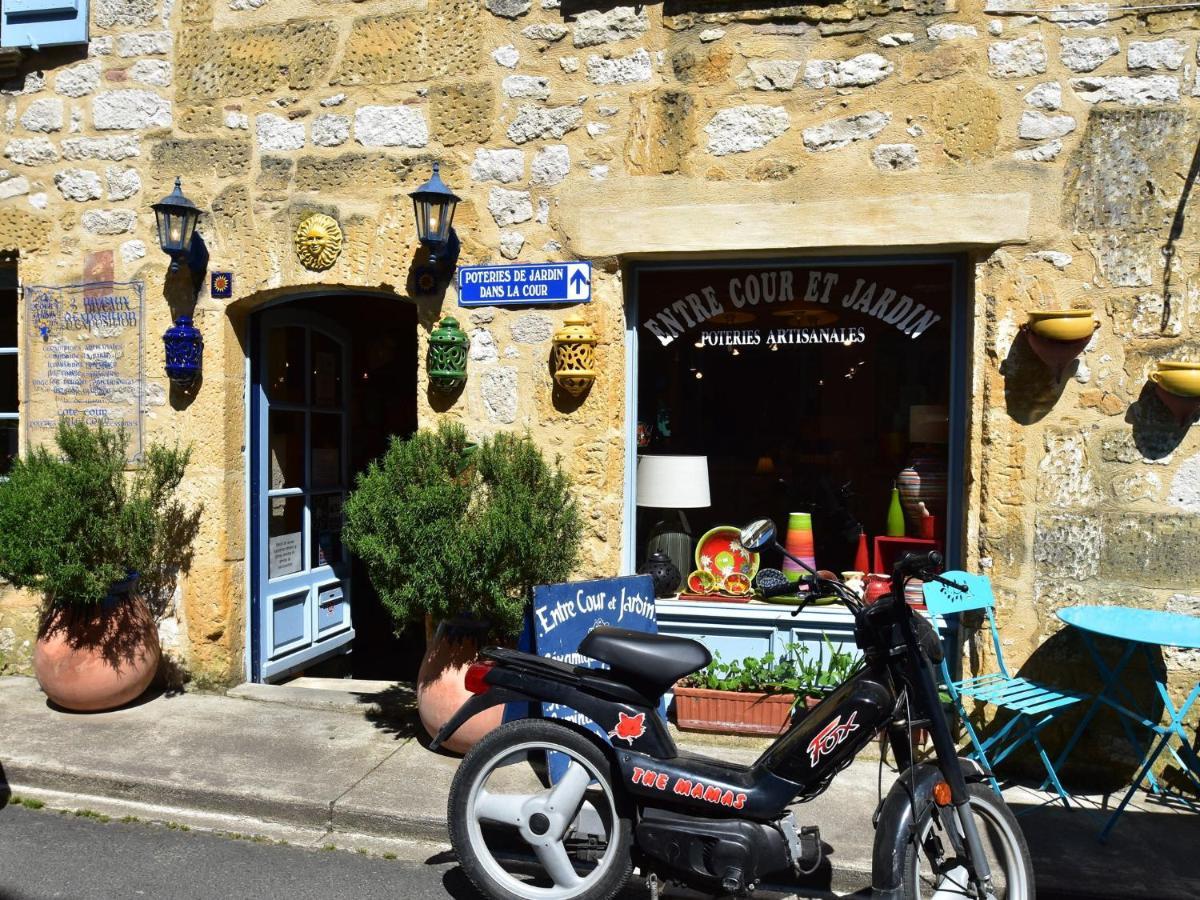 Cosy Holiday Home In Lantheuil With Garden Villefranche-du-Périgord المظهر الخارجي الصورة