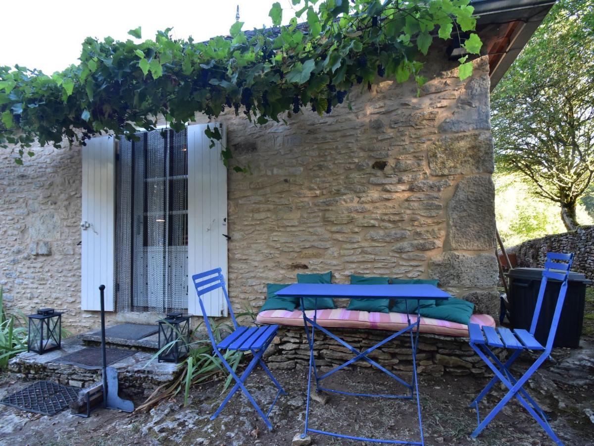 Cosy Holiday Home In Lantheuil With Garden Villefranche-du-Périgord المظهر الخارجي الصورة