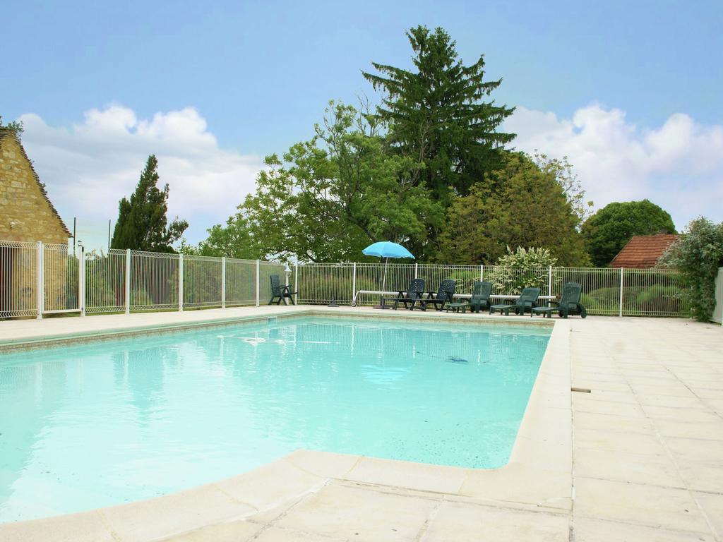 Cosy Holiday Home In Lantheuil With Garden Villefranche-du-Périgord المظهر الخارجي الصورة